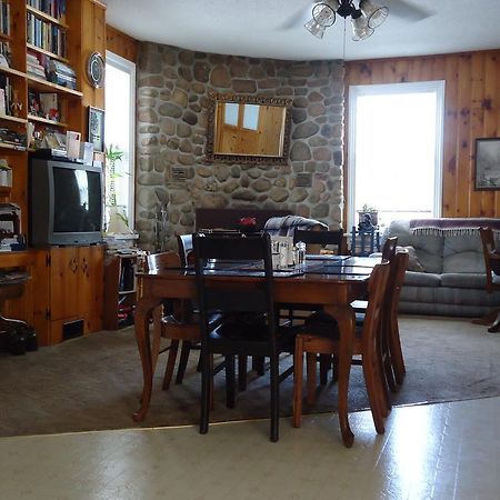 Bancroft Bed & Breakfast Екстериор снимка