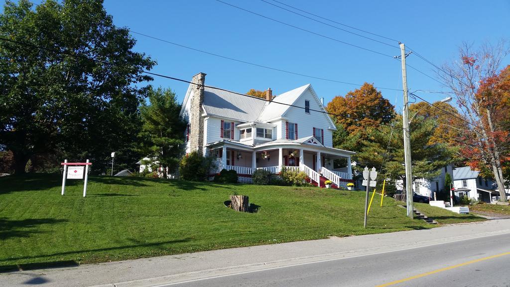 Bancroft Bed & Breakfast Екстериор снимка